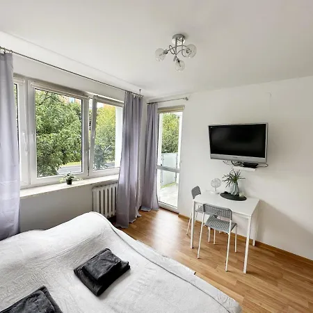 Hotel Anielewicza 26