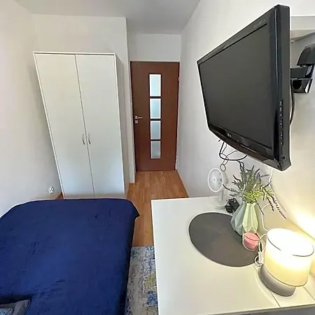 Otel Anielewicza 26 Varşova
