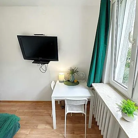 Otel Anielewicza 26 Varşova
