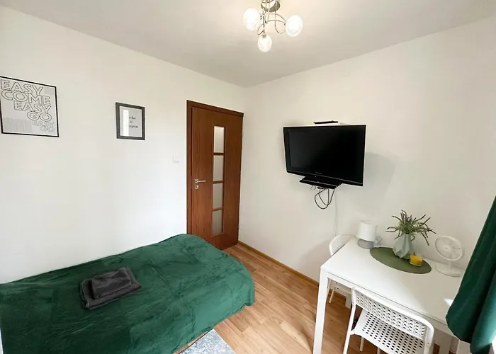 Anielewicza 26 * Warszawa