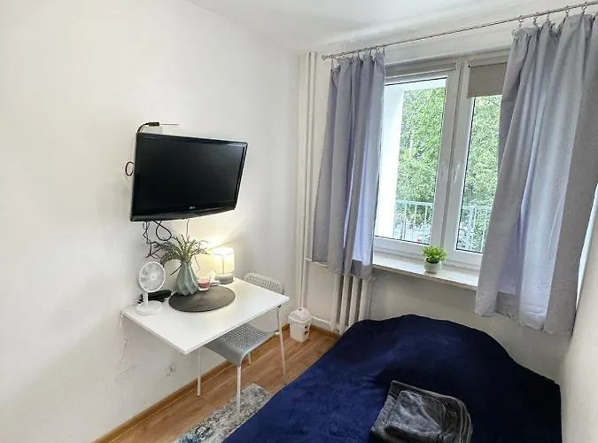 Anielewicza 26 Varsovie